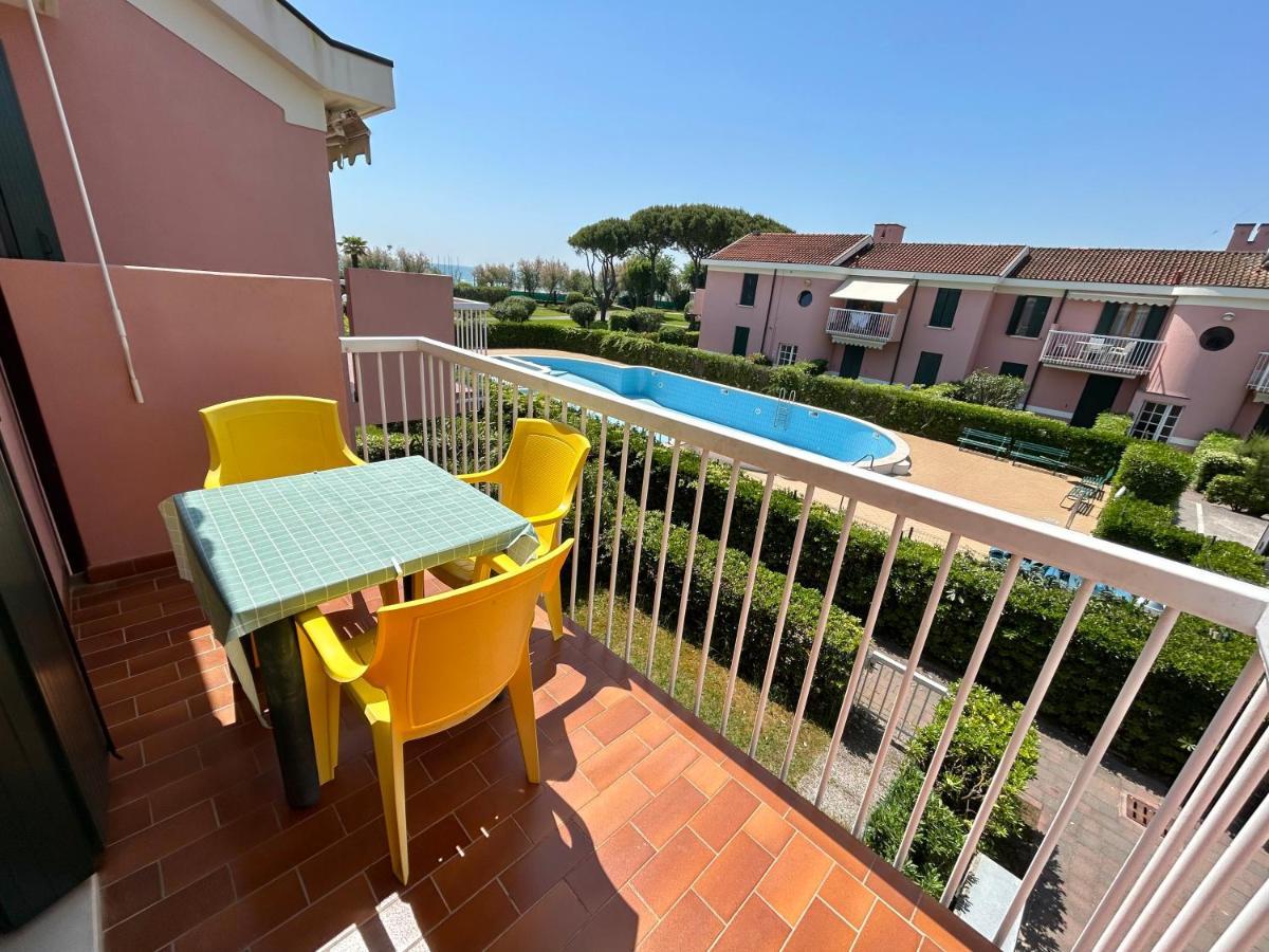 Appartement Seaside Terrace & Pool Getaway à Cavallino-Treporti Extérieur photo
