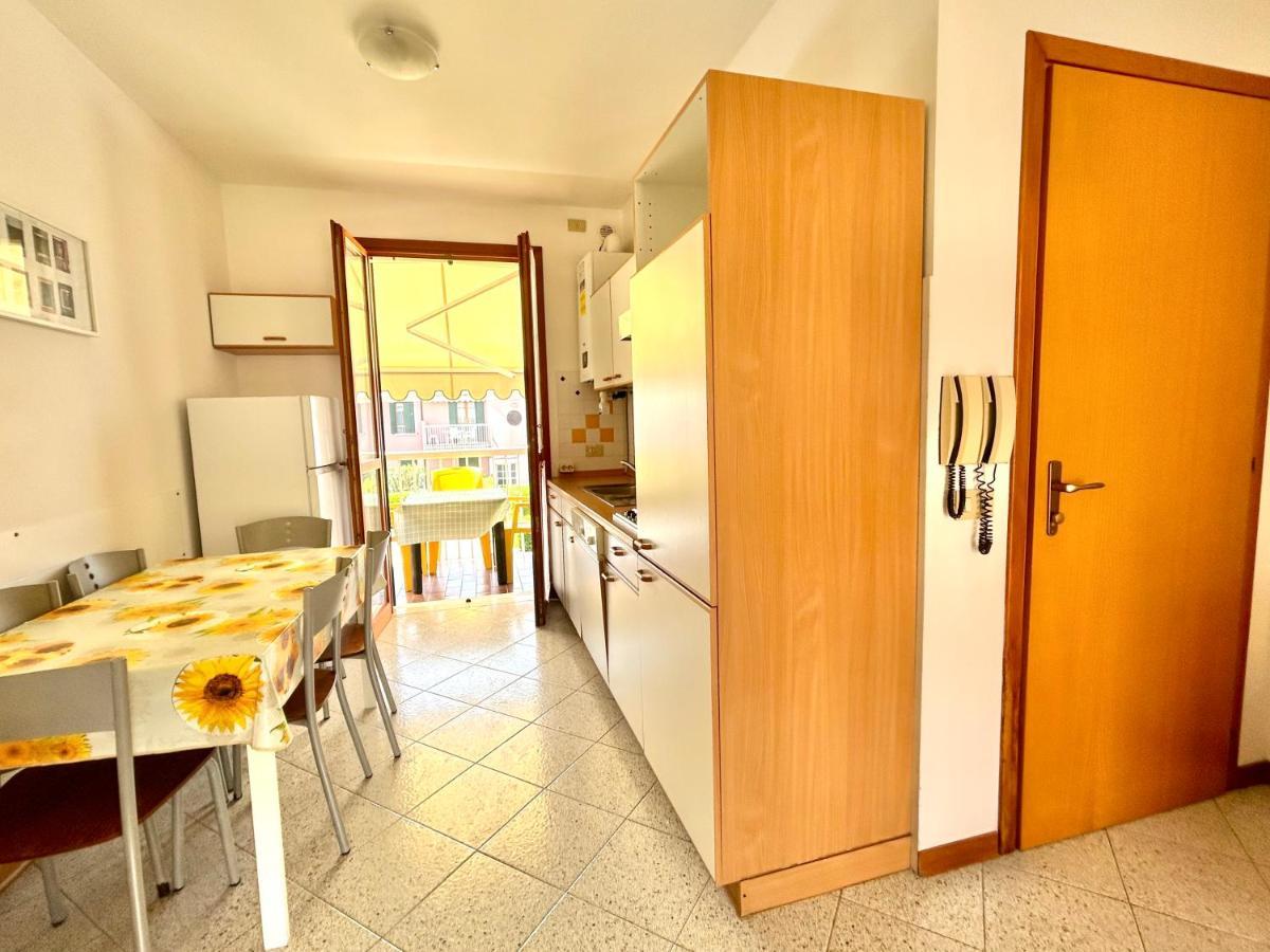 Appartement Seaside Terrace & Pool Getaway à Cavallino-Treporti Extérieur photo